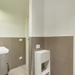 Am 8 - Bright & Large Flat With Ac