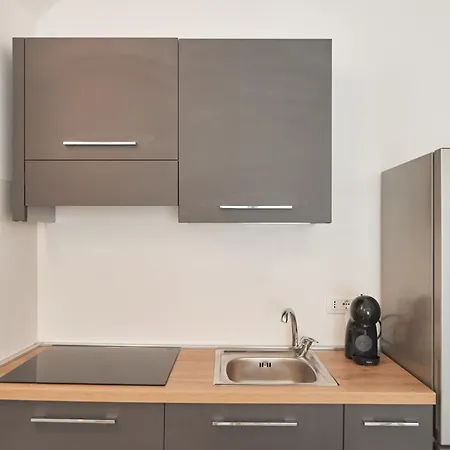 Am 8 - Bright & Large Flat With Ac Perugia